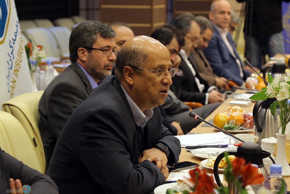 Joint Meeting of Members of Parliament\s Economic Commission and Members of the Iran Insurers Syndicate