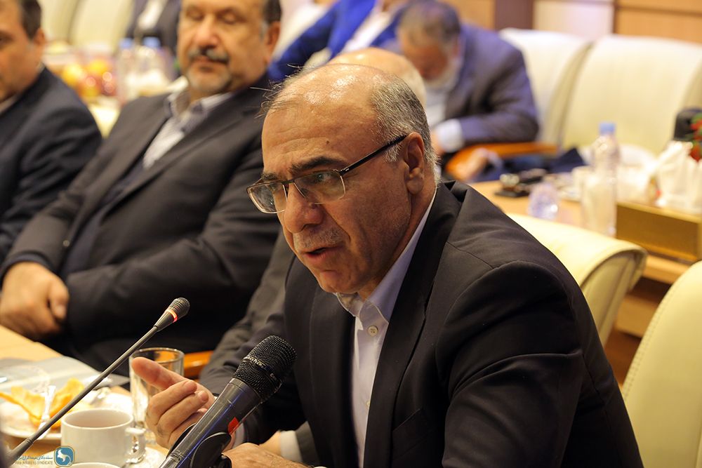 Joint Meeting of Members of Parliament\s Economic Commission and Members of the Iran Insurers Syndicate