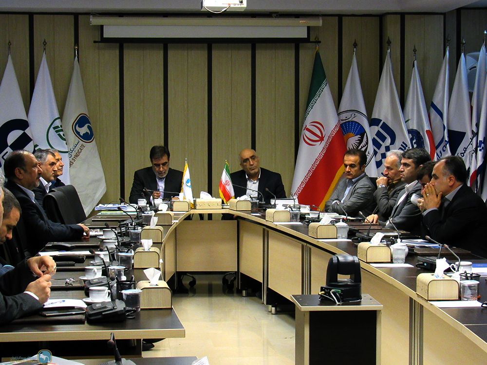 Joint meeting of the head of the State Tax Affairs Office and a group of its executives with members of Iran Insurers Syndicate