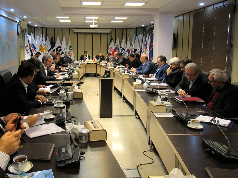 Joint meeting of the head of the State Tax Affairs Office and a group of its executives with members of Iran Insurers Syndicate