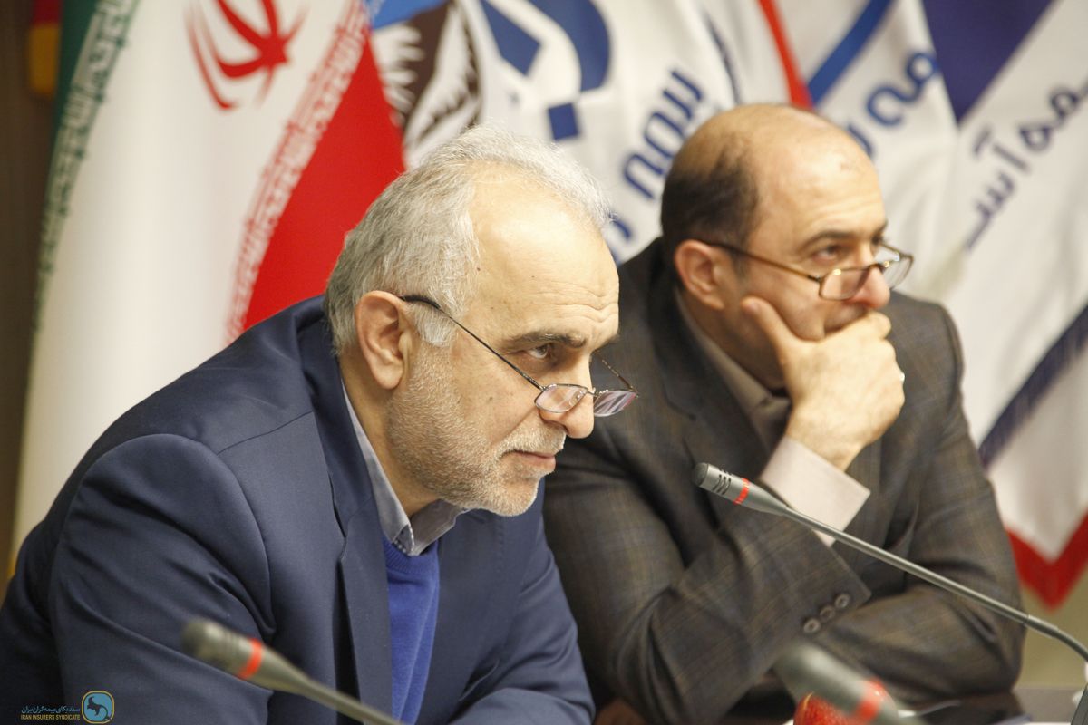 Attendance of Dr. DeJapsand, Minister of Economic Affairs in the meeting of the General Council of the Iran Insurers Syndicate