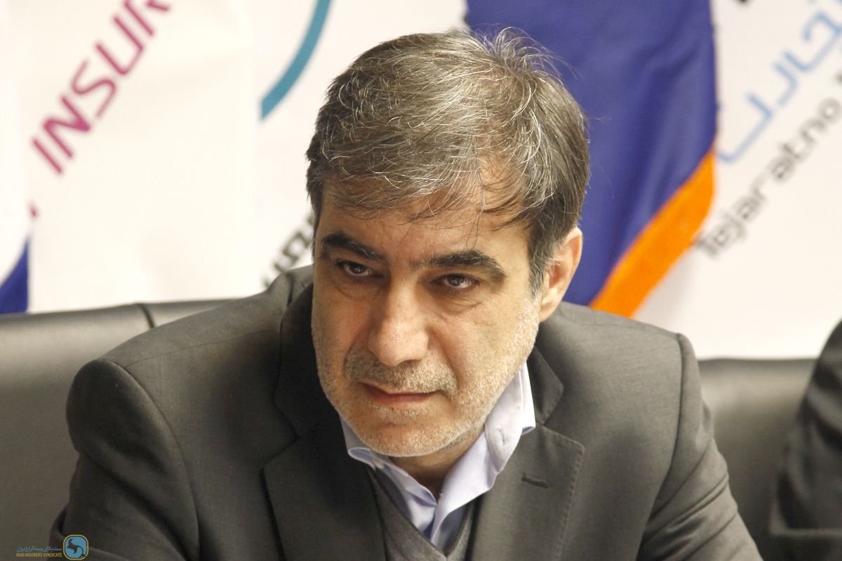 Attendance of Dr. DeJapsand, Minister of Economic Affairs in the meeting of the General Council of the Iran Insurers Syndicate