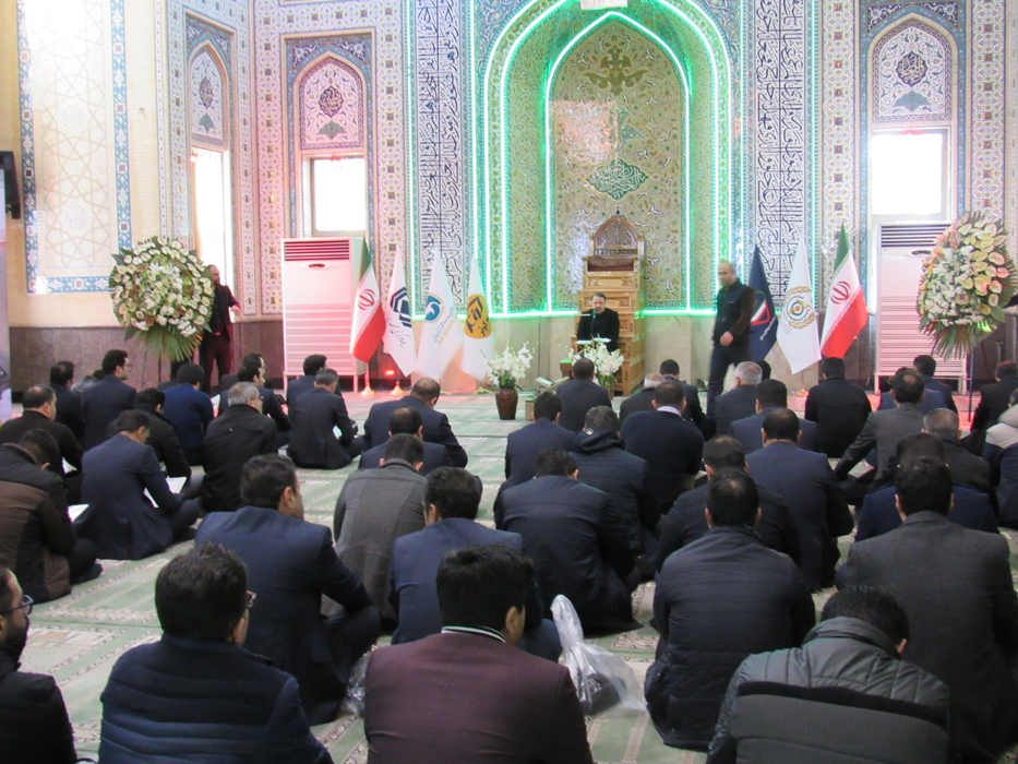 مراسم بزرگداشت سردار سلیمانی و همرزمان گرانقدرش  در مسجد ولیعصر(عج)