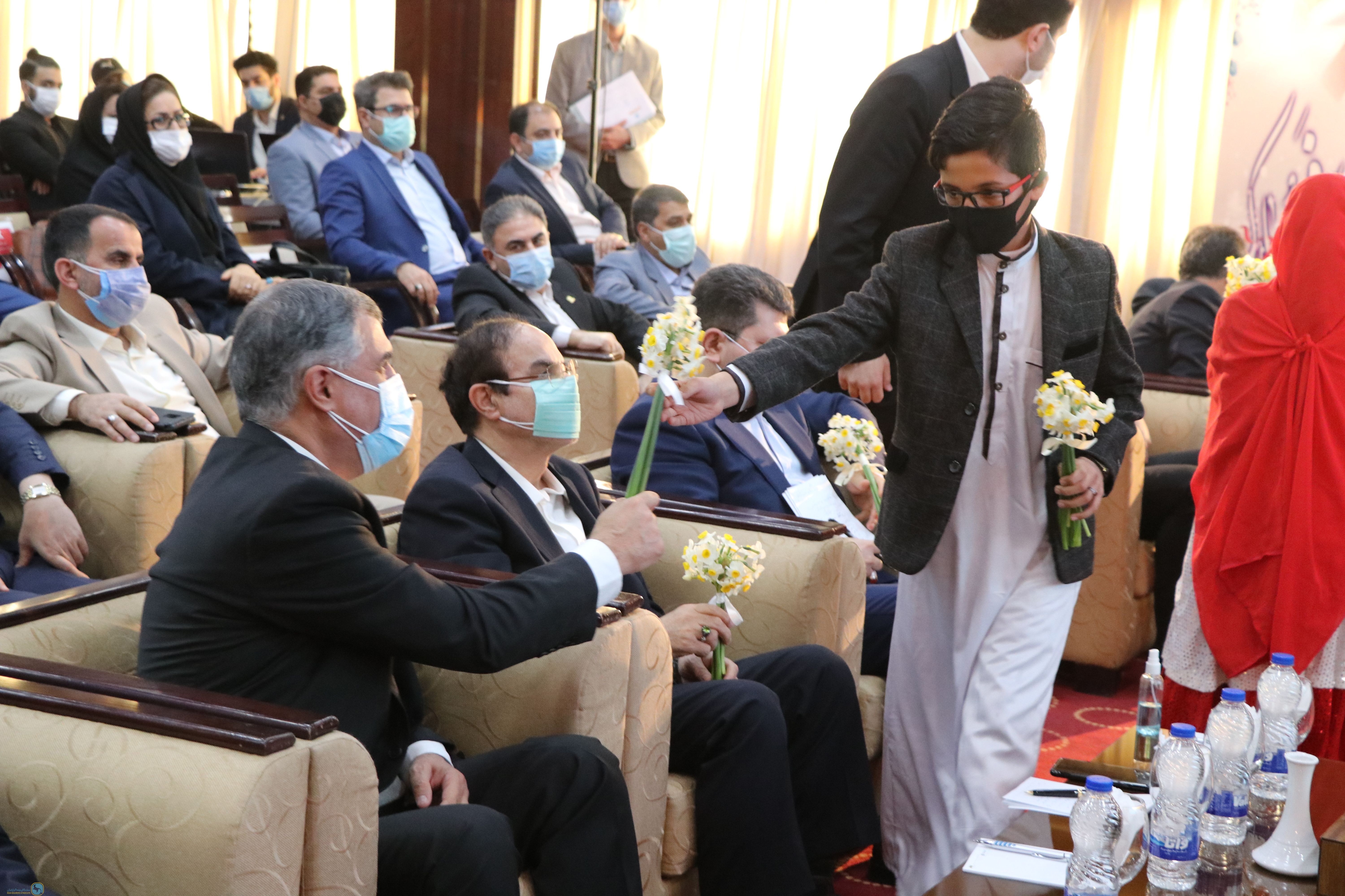 Khuzestan province sales network symposium with the presence of senior managers of the insurance industry