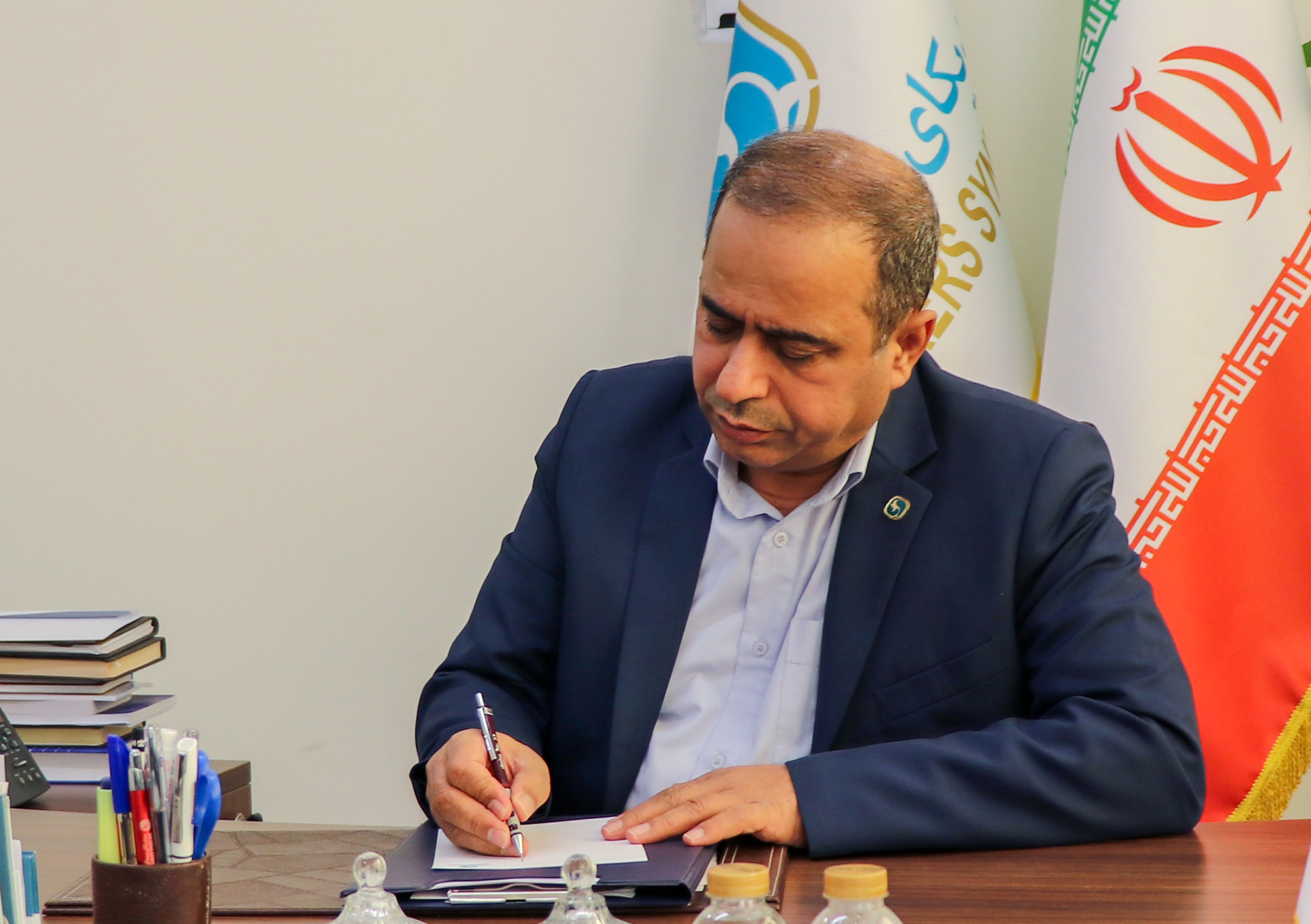 پیام تبریک دبیرکل سندیکای بیمه‌گران ایران به مناسبت 13 آذر 1404 روز بیمه