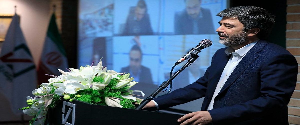 With the presence of the board of directors, deputies, managers and a group of Razi Insurance employees, the introduction ceremony of the new CEO of Razi Insurance was held in the conference hall of the company\s headquarters.