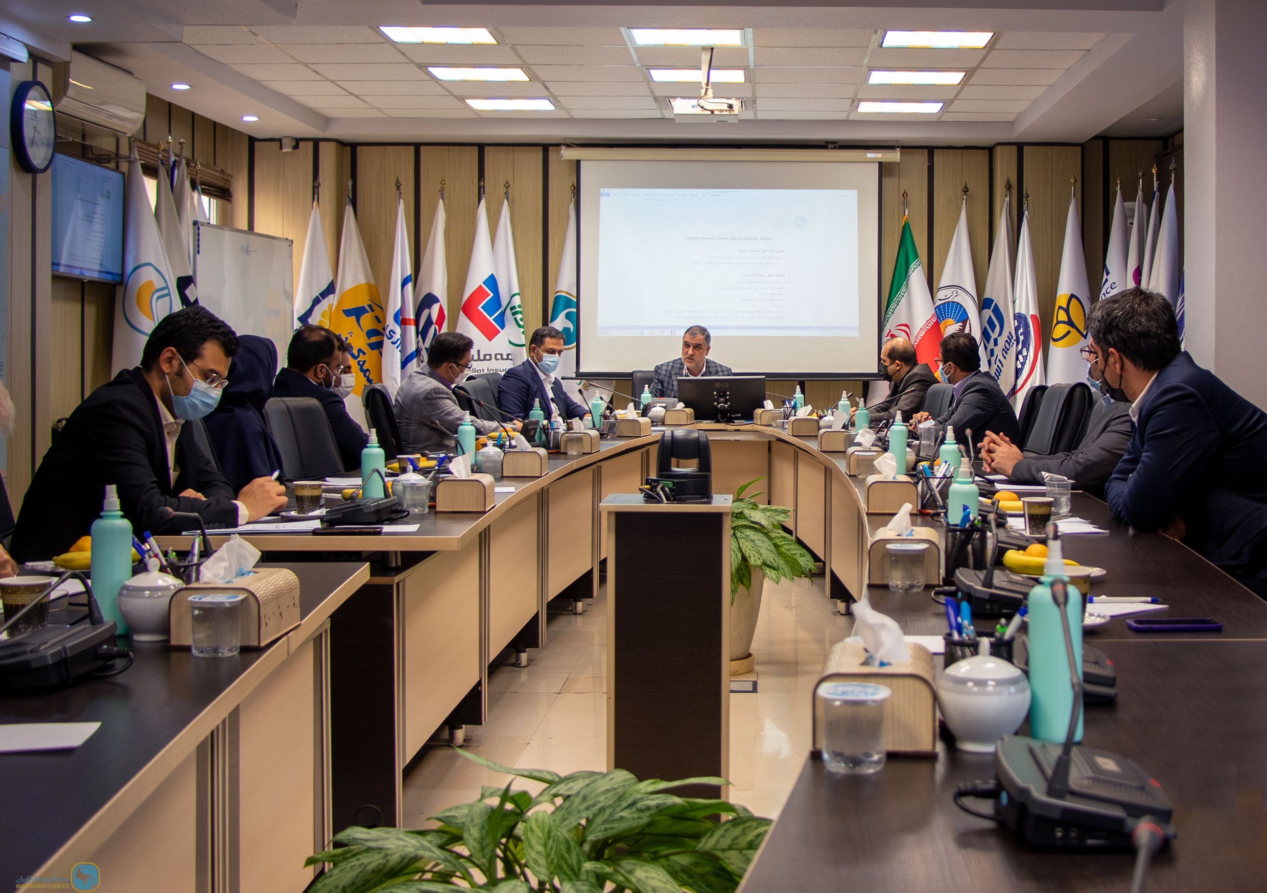 Holding the second coordination meeting of the Policy making Council of the specialized panels of the syndicate in the insurance day conference